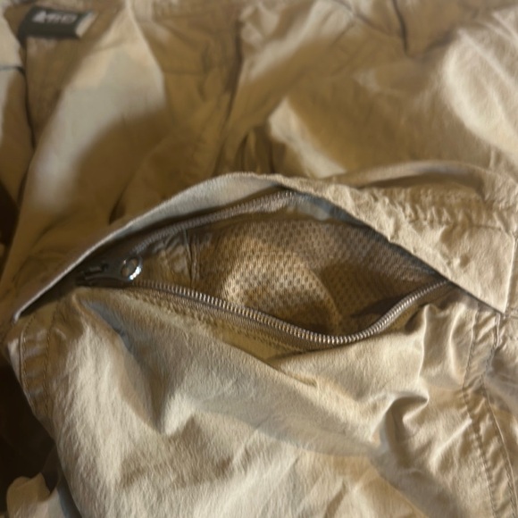 REI Relaxed Tan Cargo Pants with Relaxed Fit multiple pockets adjustable belt - Picture 10 of 14